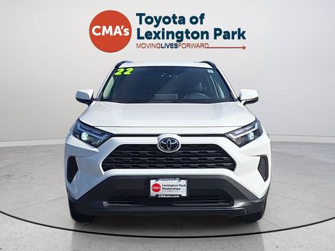 Used 2022 Toyota RAV4 XLE w/ XLE Grade Weather Package FWD image 8