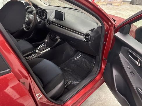 Used 2017 Toyota Yaris iA image 19