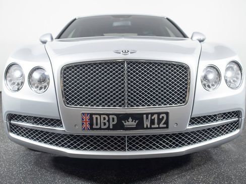 Used 2014 Bentley Flying Spur W12 AWD/4WD image 15