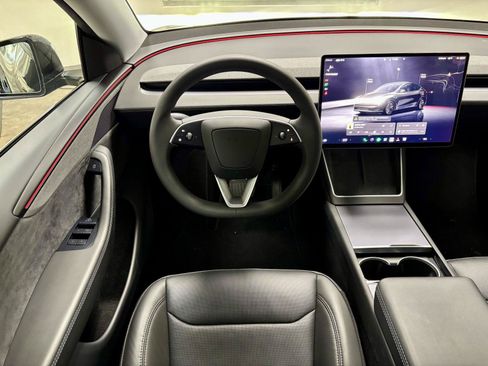Used 2026 Tesla Model Y AWD image 2