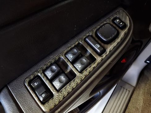 Used 2006 GMC Sierra 1500 SL image 25