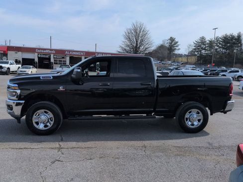 New 2026 RAM 2500 Tradesman AWD/4WD image 5