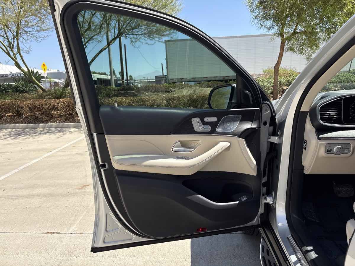 Used 2020 Mercedes-Benz GLE 350 4MATIC image 19