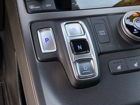 Used 2025 Hyundai Palisade Calligraphy image 18