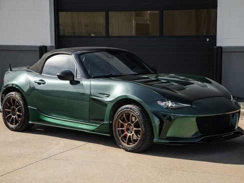 Used 2020 MAZDA MX-5 Miata Club w/ Brembo/BBS Recaro Package image 38