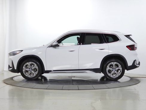 Used 2023 BMW X1 xDrive28i w/ Convenience Package AWD/4WD image 5