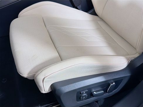 Used 2025 BMW X3 xDrive30i w/ Premium Package image 20