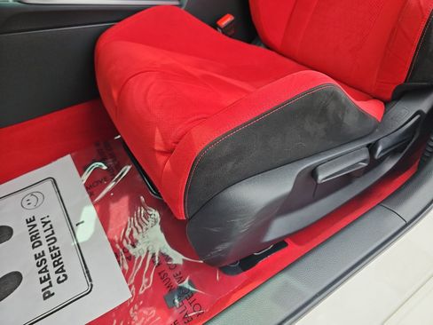 Used 2024 Honda Civic Type R image 25