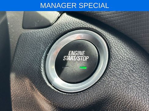 Used 2024 Chevrolet Equinox RS w/ RS Leather Package AWD/4WD image 18