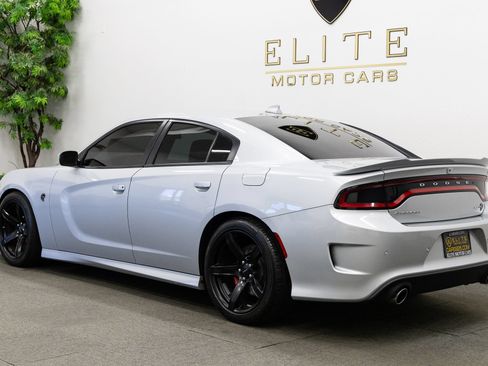 Used 2019 Dodge Charger SRT Hellcat w/ Harman/Kardon Audio Group RWD image 3