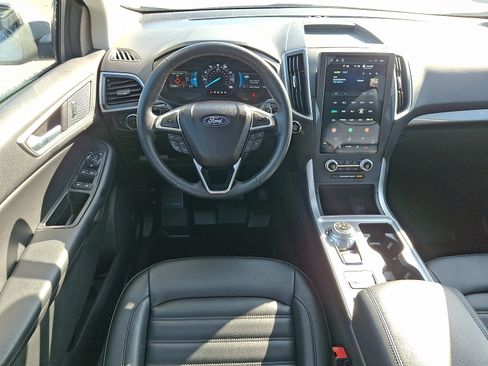 Used 2024 Ford Edge SEL w/ Convenience Package AWD/4WD image 11