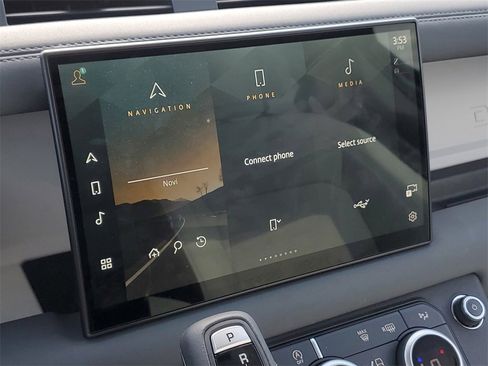 New 2025 Land Rover Defender 110 S image 21