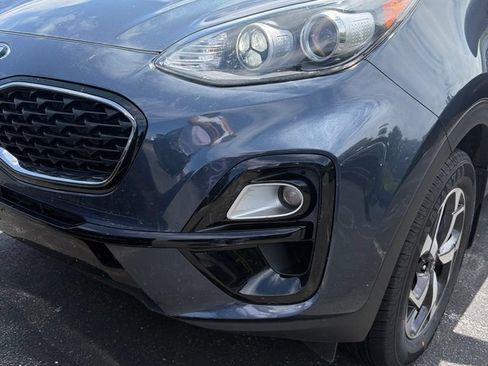 Used 2020 Kia Sportage LX AWD/4WD image 9