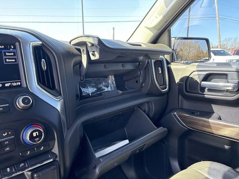 Used 2019 Chevrolet Silverado 1500 LT w/ All-Star Edition image 38