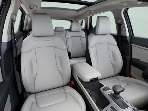 New 2026 Kia Sportage EX FWD image 15