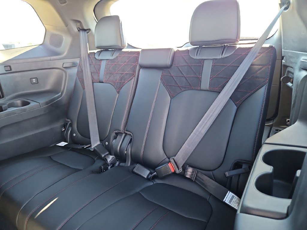 New 2026 Honda Pilot Black Edition image 16