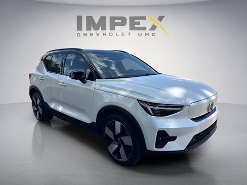 Used 2023 Volvo XC40 Recharge Ultimate AWD/4WD image 7