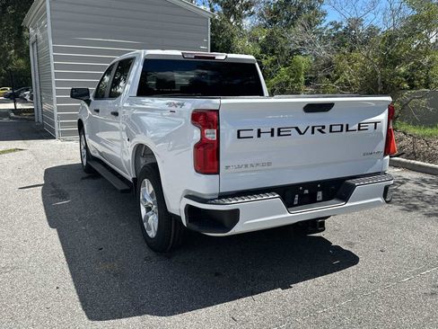 Certified 2022 Chevrolet Silverado 1500 Custom AWD/4WD image 4