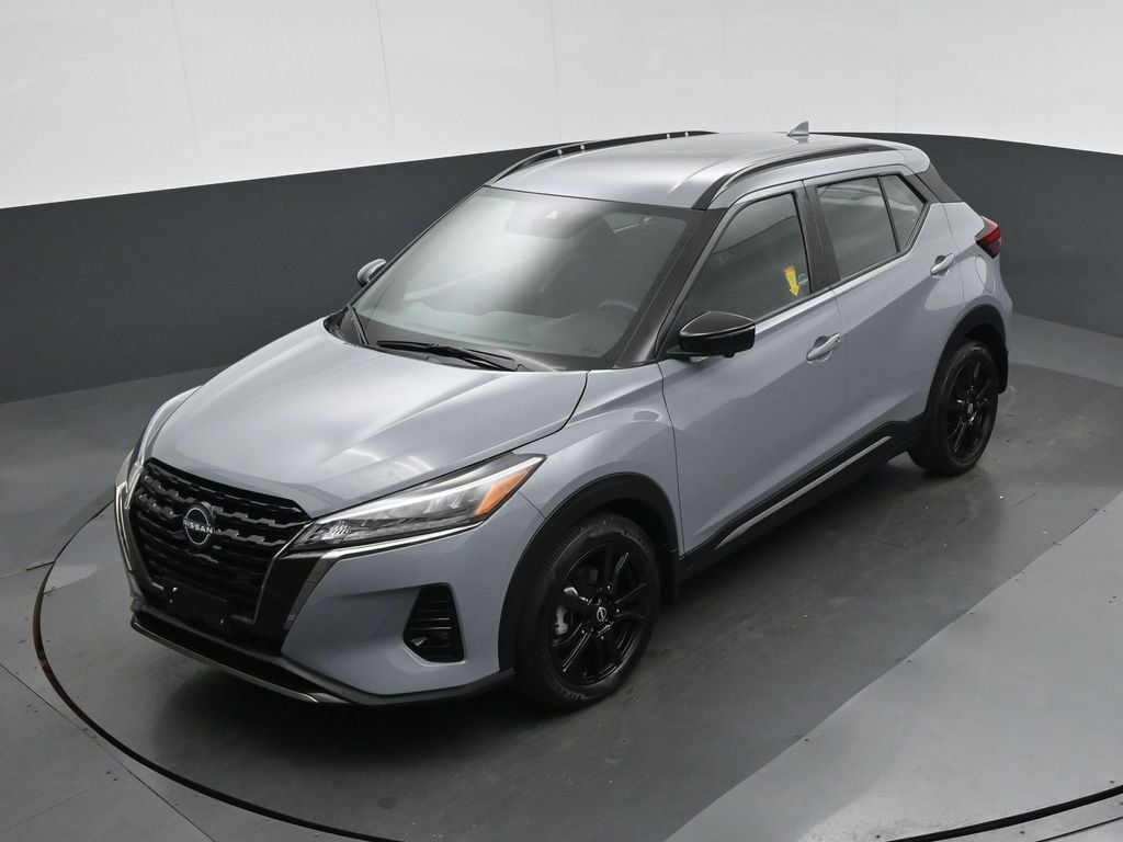 Used 2023 Nissan Kicks SR FWD image 55