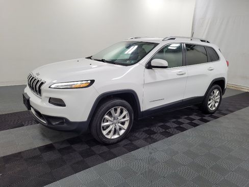 Used 2016 Jeep Cherokee Limited FWD image 2