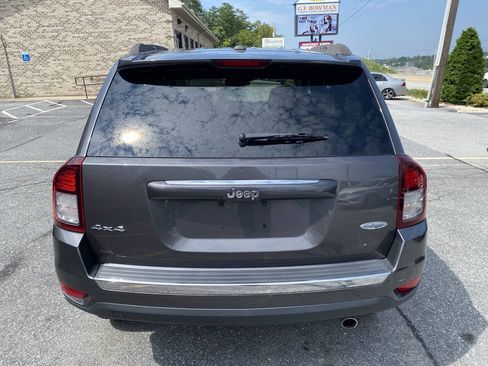 Used 2016 Jeep Compass High Altitude AWD/4WD image 5