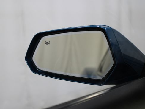 Used 2010 Chevrolet Camaro SS RWD image 11