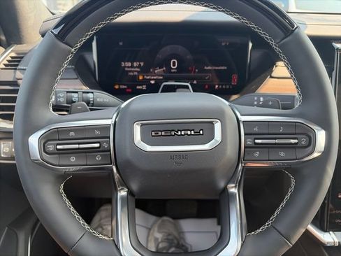 New 2026 GMC Acadia Denali Ultimate w/ LPO, Floor Liner Package AWD/4WD image 22
