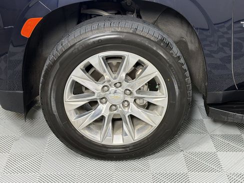 Used 2024 Chevrolet Tahoe Premier w/ Premium Package RWD image 12