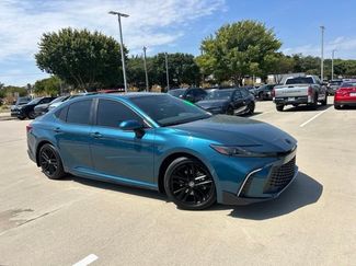 Used 2026 Toyota Camry SE w/ Convenience Package FWD video 2
