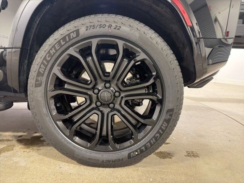 New 2026 Land Rover Defender 110 image 30