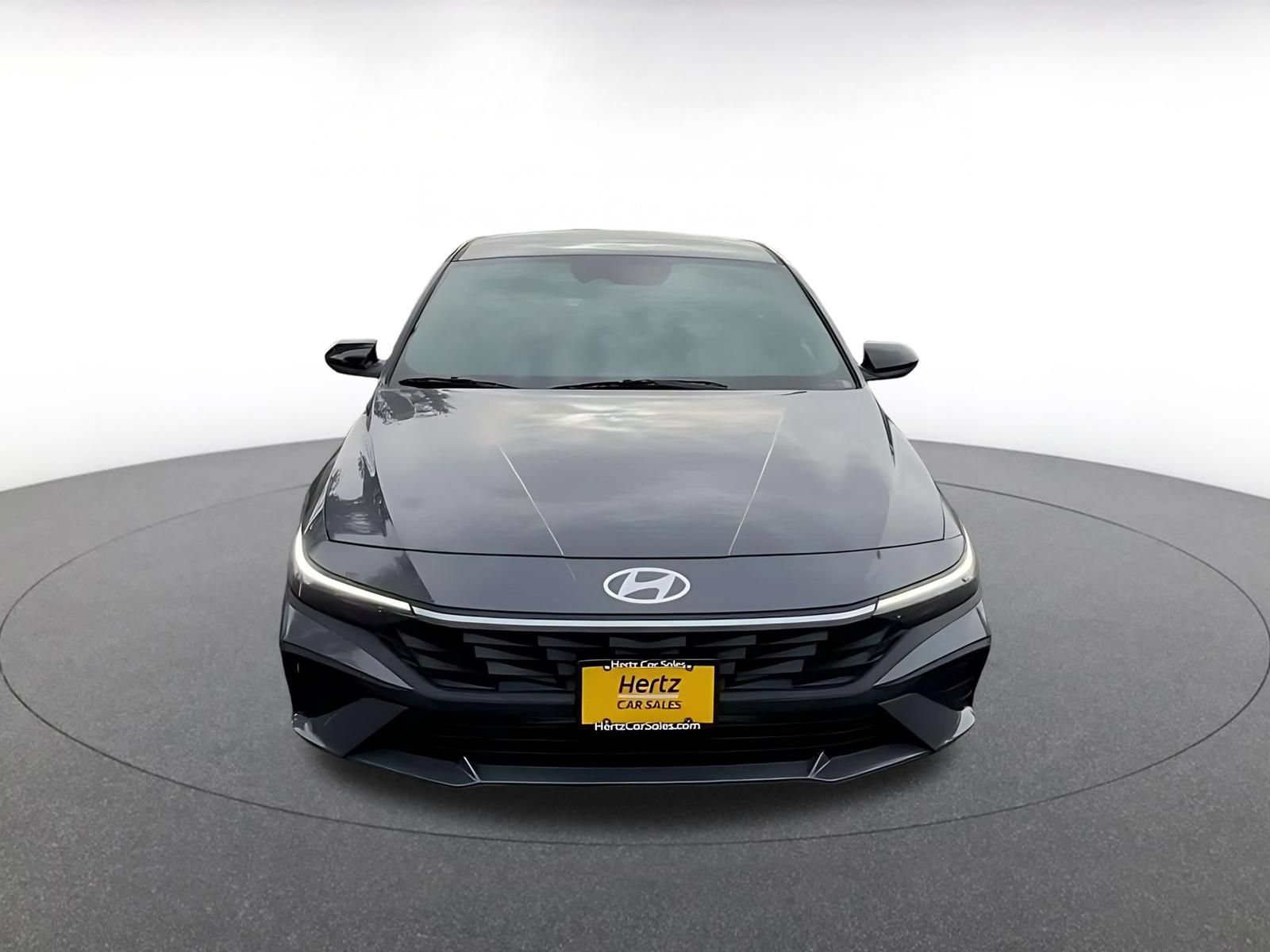 Used 2026 Hyundai Elantra Sport FWD image 4