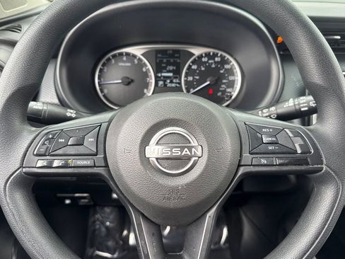 Used 2023 Nissan Kicks S w/ Interior Electronics Package FWD image 22