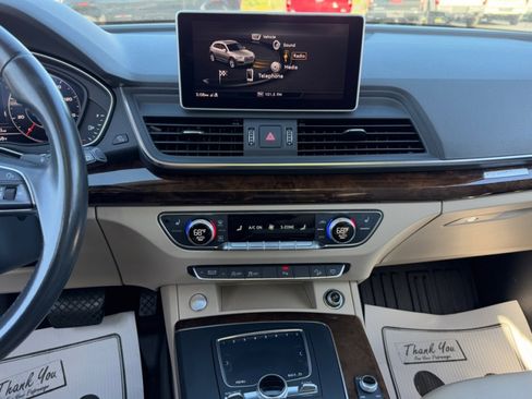 Used 2018 Audi Q5 2.0T Premium w/ Premium Plus Package image 22