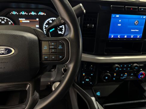 Used 2023 Ford F250 XLT w/ FX4 Off-Road Package image 22