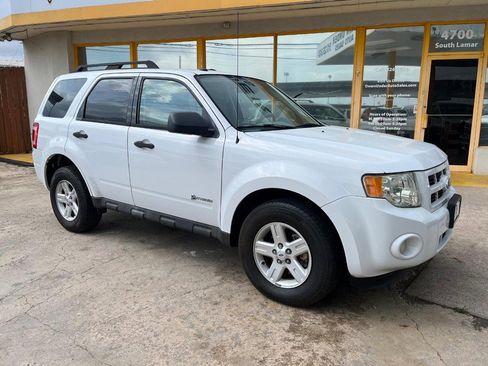 Used 2010 Ford Escape 4WD Hybrid image 3