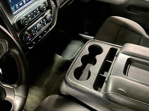 Used 2015 GMC Sierra 1500 SLT w/ SLT Crew Cab Value Package image 18