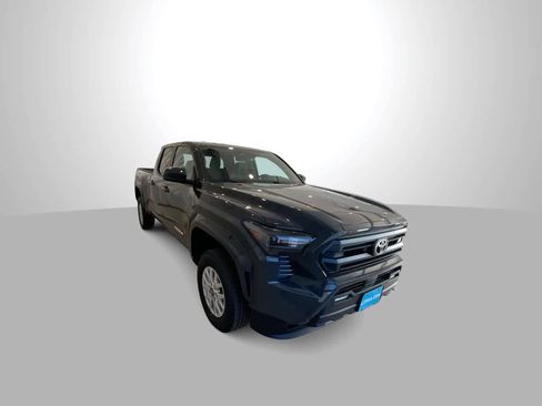 New 2026 Toyota Tacoma SR5 image 2