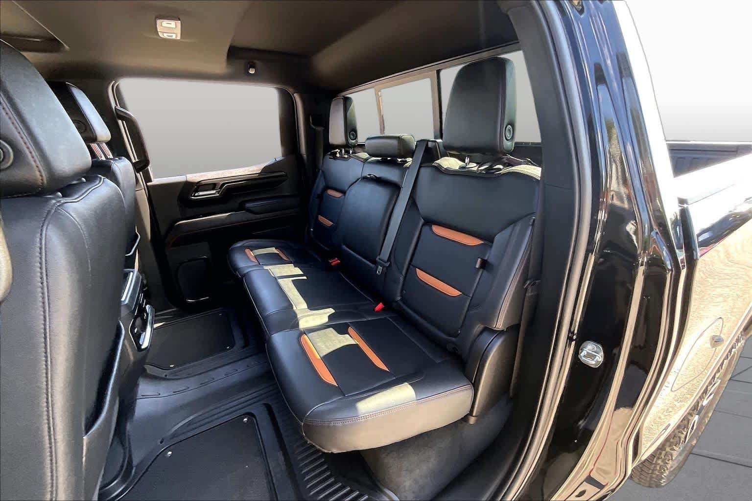Used 2023 GMC Sierra 1500 AT4 w/ AT4 Premium Package AWD/4WD image 20