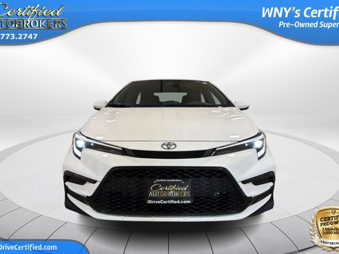 Used 2023 Toyota Corolla SE w/ Carpet Mat Package (TMS) FWD image 2