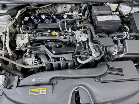 Used 2024 Toyota Corolla LE image 31