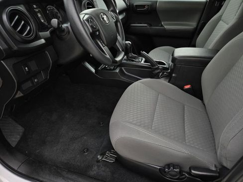 Used 2021 Toyota Tacoma SR image 17