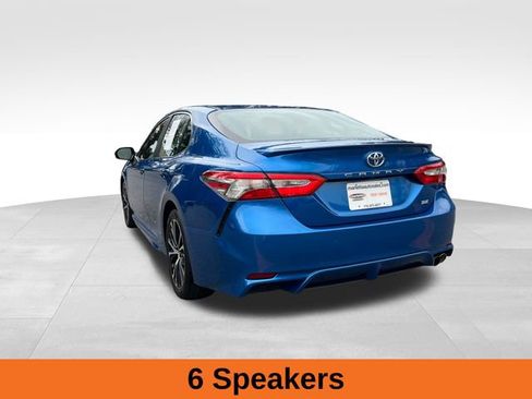 Used 2018 Toyota Camry L image 3