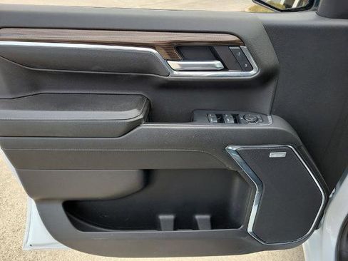 Used 2024 Chevrolet Silverado 1500 LT Trail Boss w/ Convenience Package II image 22