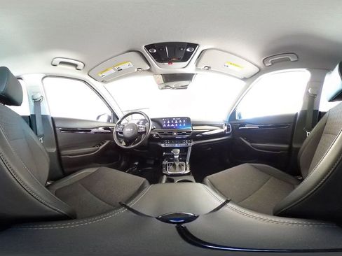 Used 2025 Kia Seltos S image 43