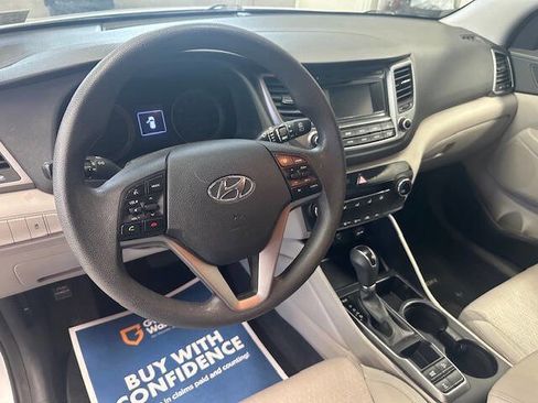 Used 2017 Hyundai Tucson SE AWD/4WD image 15