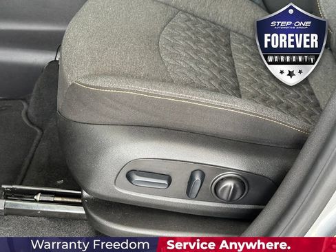 Used 2024 Chevrolet Equinox LT AWD/4WD image 14