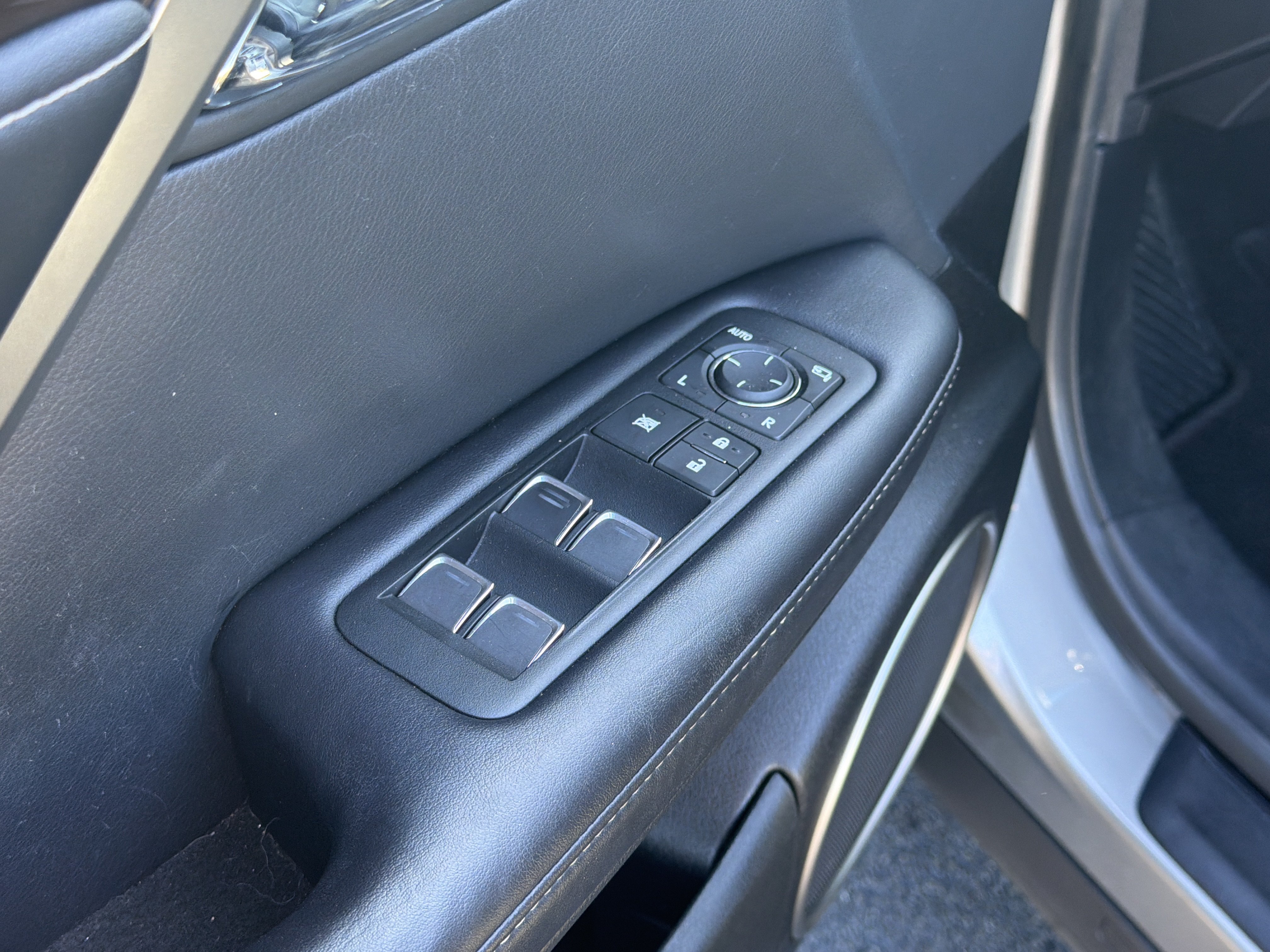 Used 2019 Lexus RX 350 FWD w/ Navigation Package image 23