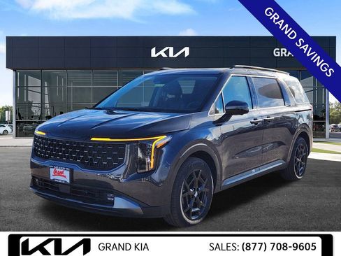 New 2025 Kia Carnival SX image 4