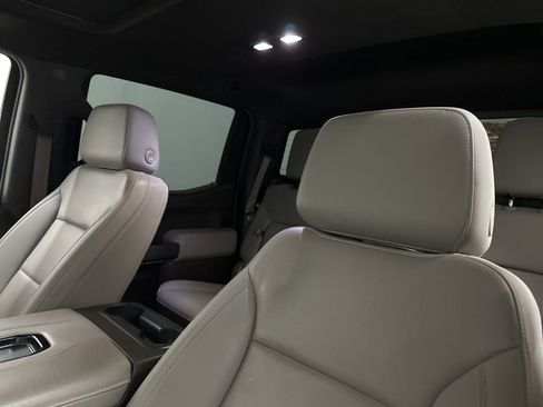 Used 2021 Chevrolet Silverado 1500 LTZ w/ LTZ Premium Package AWD/4WD image 24