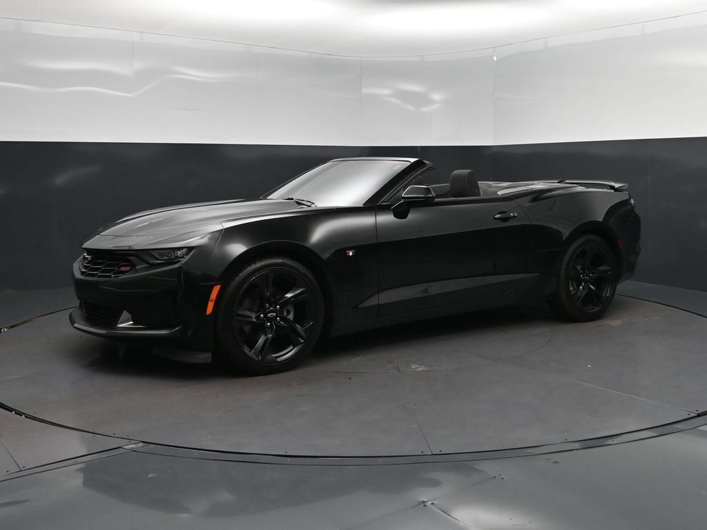 Used 2023 Chevrolet Camaro LT w/ RS Package RWD image 3